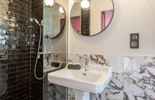 Love room avec Spa privatif "la Courtisane" - Sofa Tantra, terasse, salon d'hiver sous dôme transparent chauffé - love-room-alsace-67 - Foto 7