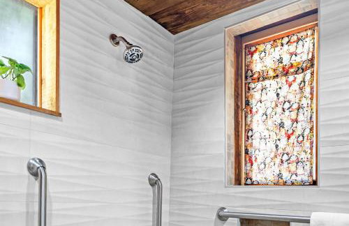 Stunning Bay Views with Pickleball and Hot Tub - Foto 35