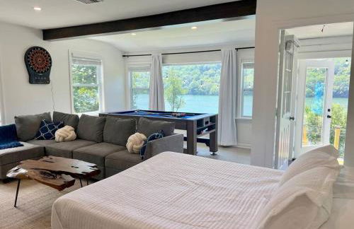 Blue House, King Bed, Grill, Pool Table, Air Hockey, Ping Pong - Foto 15