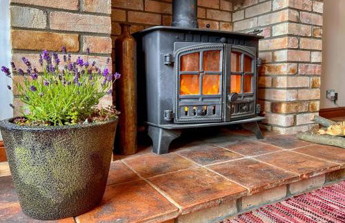 3 Bed in Holt oc-1331 - Photo 4