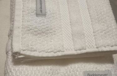 Studio novo com ambiente acolhedor - Foto 30