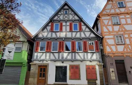 MHQ Ferienwohnung im historischen Fachwerkhaus mit Terrasse in Waiblingen - Foto 33