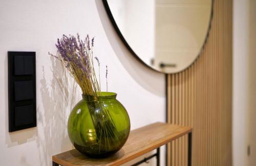 EDLER WOHNRAUM Luxuriöses Stadtstudio mit Balkon, Kaffeevollautomat & Klima - Foto 33