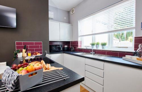 Delven House- Serviced Apartments - Photo 25