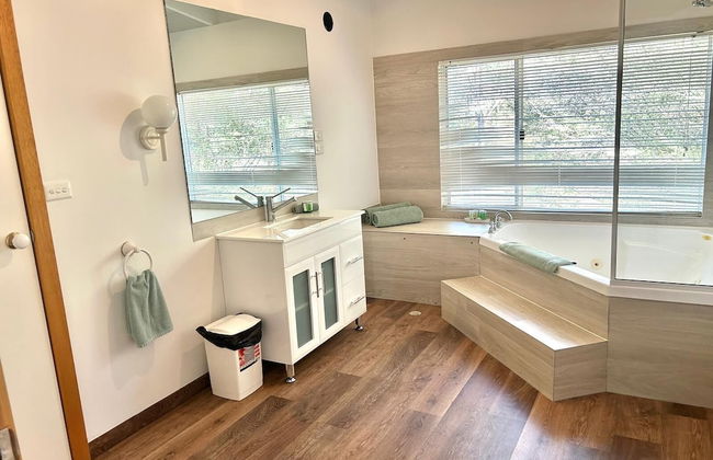 The Black Sparrow - Photo 52