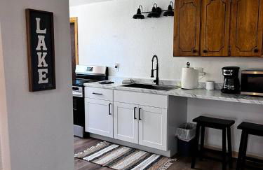 Bear Lake Private Suite -Sleeps 5 -Historic Paris - Foto 9