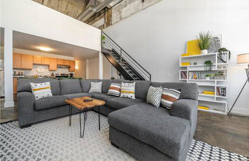 The Coolest Loft in the Cincinnati Area - Photo 3