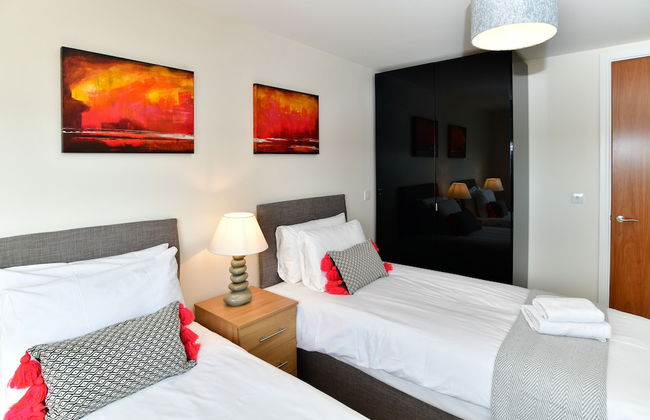 Just Stay Wales – Meridian Quay Penthouses - Photo 13