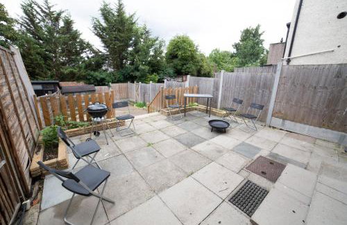 3 Bed Pet Friendly Home, With BBQ - Foto 71