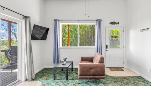 River Views and Fire Pit Cozy Soldotna Apartment! - Foto 5