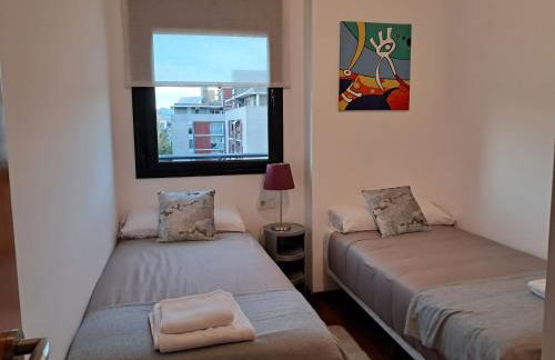 Modern apartment, with parking, close to the beach!! - Photo 14
