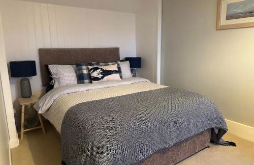 The Place - Photo 25