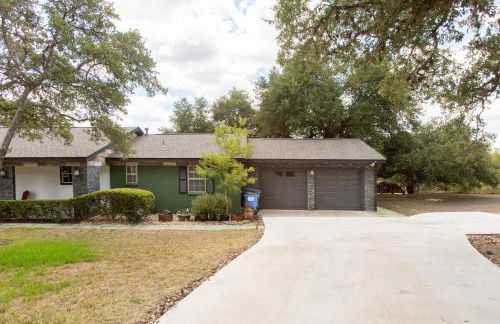 Four Bedroom Ranch Retreat with a Stunning Pool - Foto 44