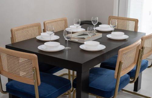 Downtown Home with Basketball, Firepit and Just 20 Miles to Disney - Foto 8