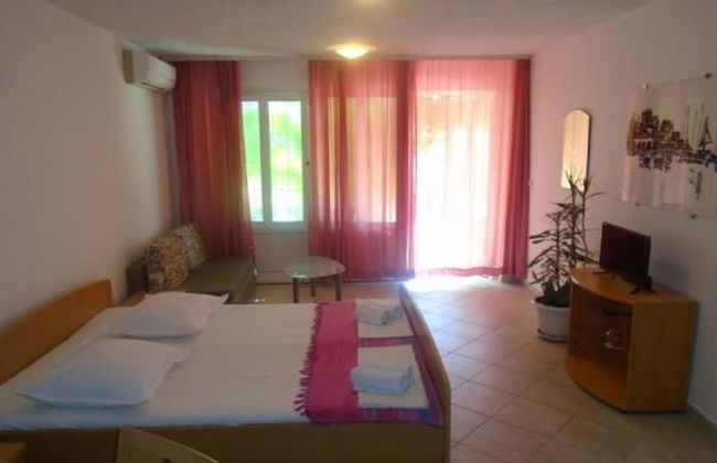 Josip II - 150 m From Beach With Free Parking - SA5 - Foto 2