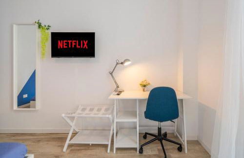 LAKE COMO - 2min to Lake and Station - Free Park and Wifi - Foto 3