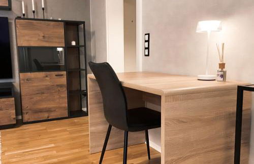 zentrale Design-Ferienwohnung mit Balkon und Stellplatz in Karlsruhe - APOLONIAliving - Foto 46