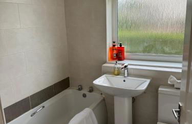 Cozy 2 Bedroom Cottage in Kirkcaldy - Foto 5