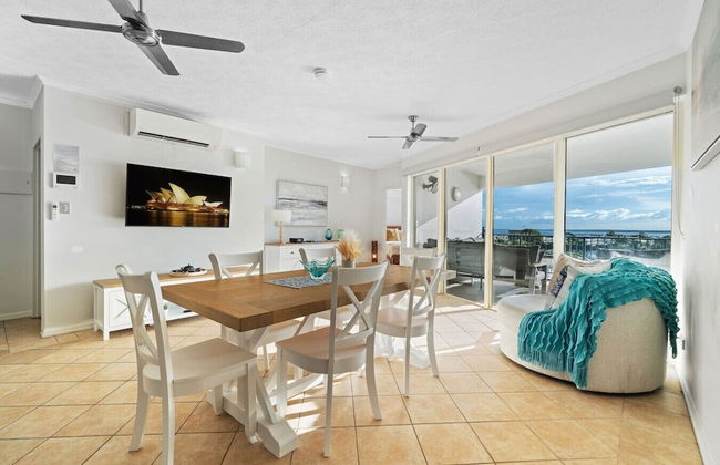 Harbour Haven Penthouse Marina View Balcony BBQ - Photo 1