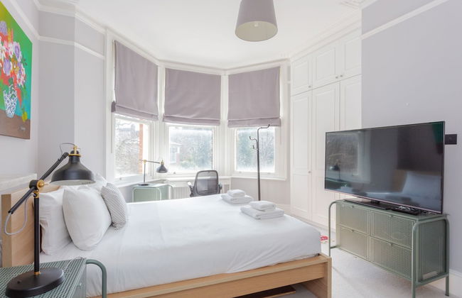 Newly Renovated 3 Bedroom Apartment in North West London - Foto 1