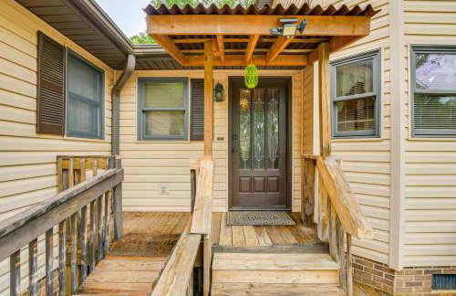 5 Mi to Lake Robinson: WFH-Friendly Home w/ Pool - Photo 28