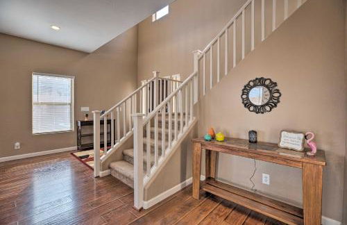 Maricopa Home with Outdoor Seating, 2 Mi to Golf! - Photo 8