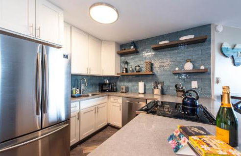 Calming Coastal Vistas - Photo 20