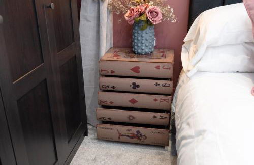 House Of Cards - Photo 32