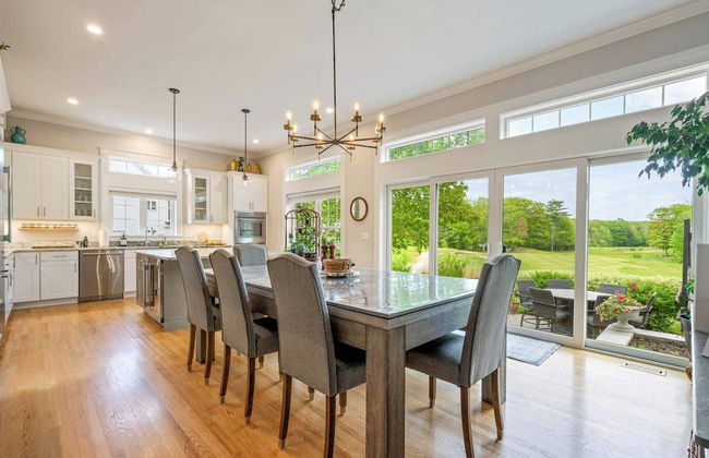 Golf-front Personal Arcade Hot tub Outdoor Kitchen - Photo 40