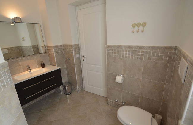 Rina Villa - Foto 16