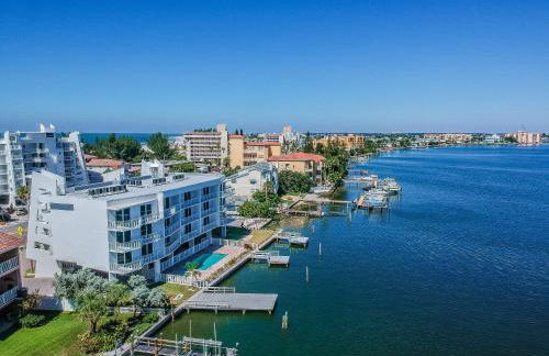 Provident Oceana Beachfront Suites - Foto 45