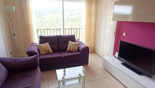 Adosado con bonitas vistas a la sierra de Irta - Photo 3