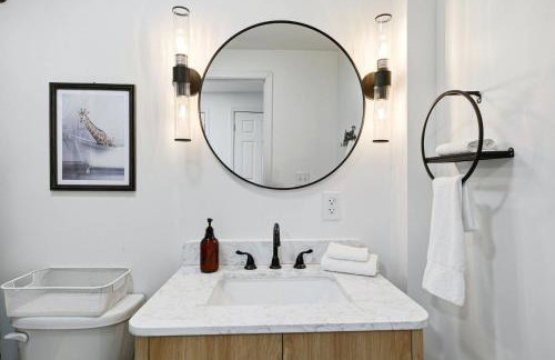 Cozy 1st-Floor Flat 2BR Backyard Free Parking - Foto 14