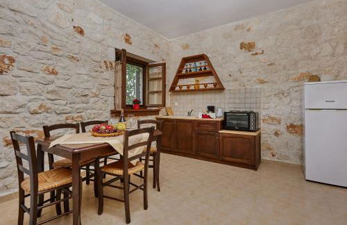 Villa Pounente Apartments - 300m from the beach, by ZanteWize - Foto 19