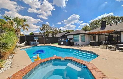 Plano Perfect Getaway - Pool Hot Tub BBQ Grill - Foto 1