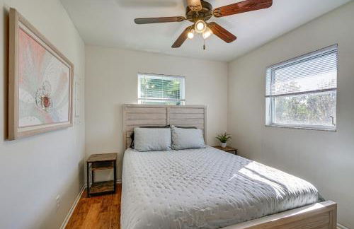 1 Mi to Boat Ramp Bokeelia Home with Screened Patio - Foto 12