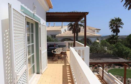 Stunning Villa with Pool & View near beach - Foto 13