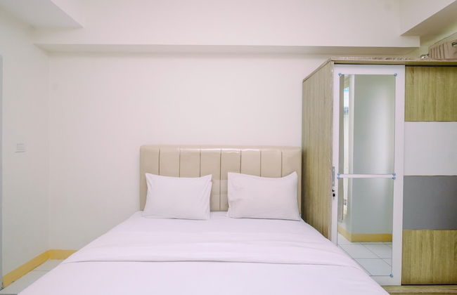 Nice and Comfort Studio at 25th Floor Podomoro Golf View Apartment - Foto 1