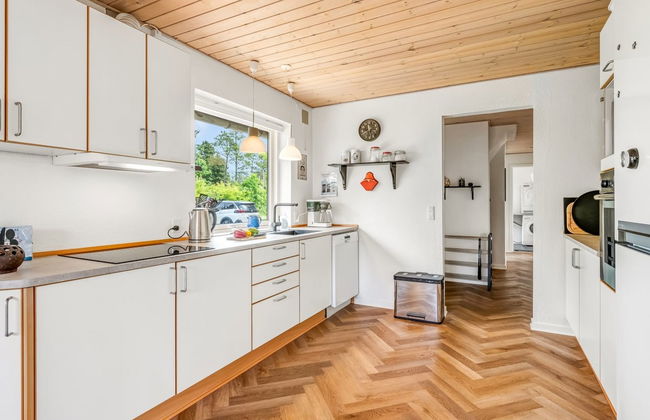 "Lavrans" - 2.5km from the sea - Foto 23