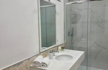 Coral White Apartment - Photo 9