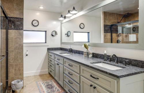 Scenic Overlook - Luxe Greers Ferry Hideaway! - Foto 15