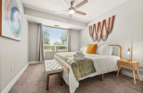 Bright 2BR SLC Apt Hot Tub Parking - Foto 7