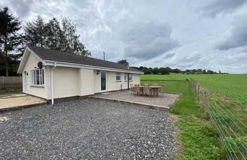 Cosy bungalow with views, walks, garden & parking. - Foto 24
