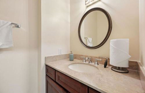 DC Luxury Retreat in Forest Spacious Full of Fun - Foto 32