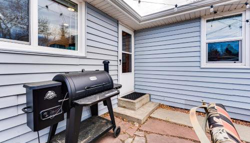 Walk to Old Town Lafayette! Cozy Couples Escape - Foto 2