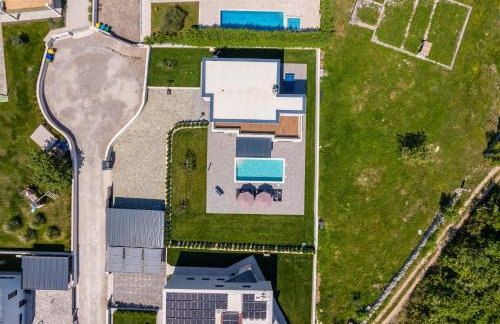 Villa Ana Škicini for 10 people with heated pool, kids activities and sea view near Novigrad - Foto 44