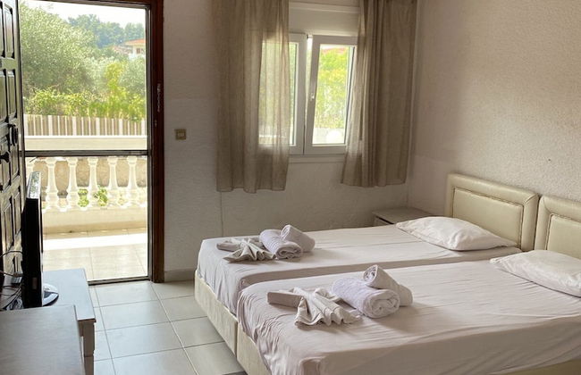 Villa George - Photo 4