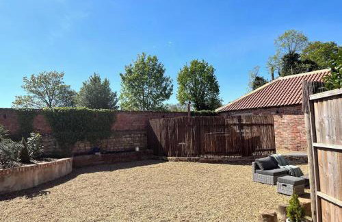 Torworth - 1 Bed Barn - Sleeps 3 - Hot Tub - Foto 21