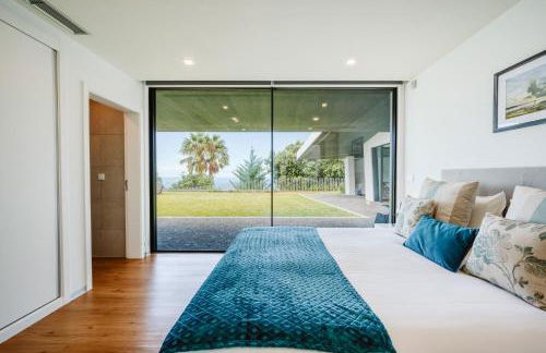 Vila Aguarelas with pool by Stay Madeira Island - Foto 21