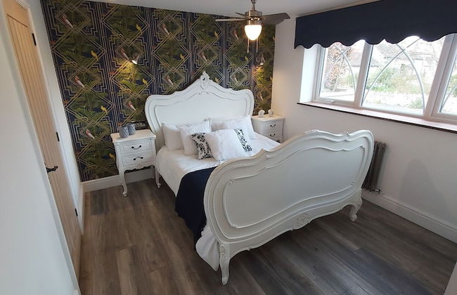 Bluebell House 5 Star Luxury 4 Bdrms and hot tub - Foto 2